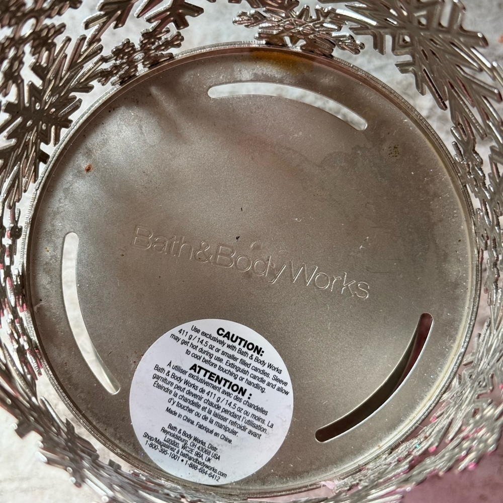 Bath & Body Works Silver Snowflake Candle Holder - Picture 2 of 2
